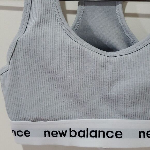 New balance grey sports bra - Picture 3 of 5